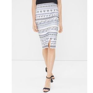 🪁WHBM🪁EMBROIDERED PENCIL SKIRT
STYLE🪁